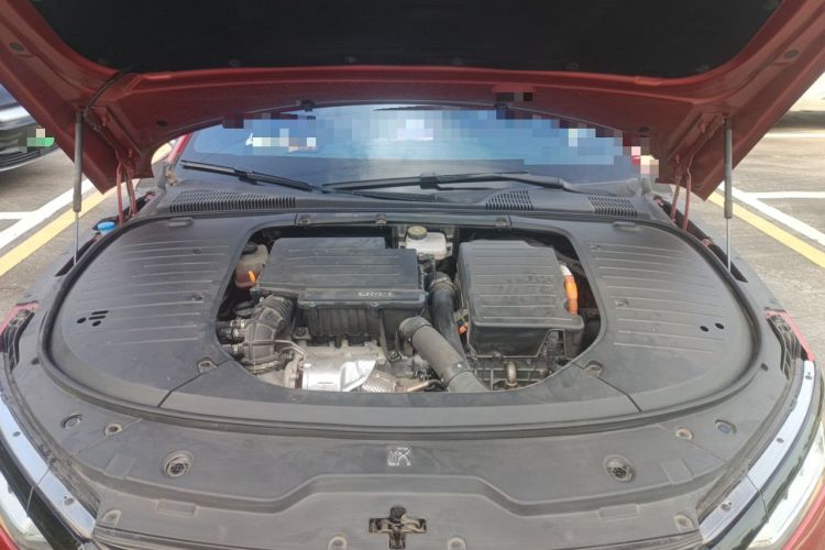 Used BYD Han 2022 DM-i 121KM Luxury Model Engine Bay