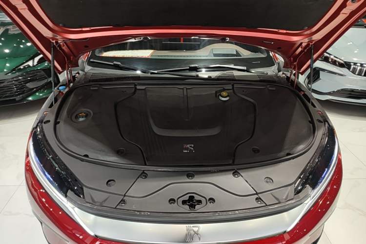 Used BYD Han 2022 EV Genesis Edition 715 km Front-Wheel-Drive Flagship Model Engine Bay