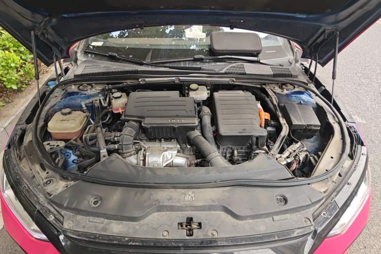 Used BYD Han 2022 DM-i 121KM Luxury Model Engine Bay
