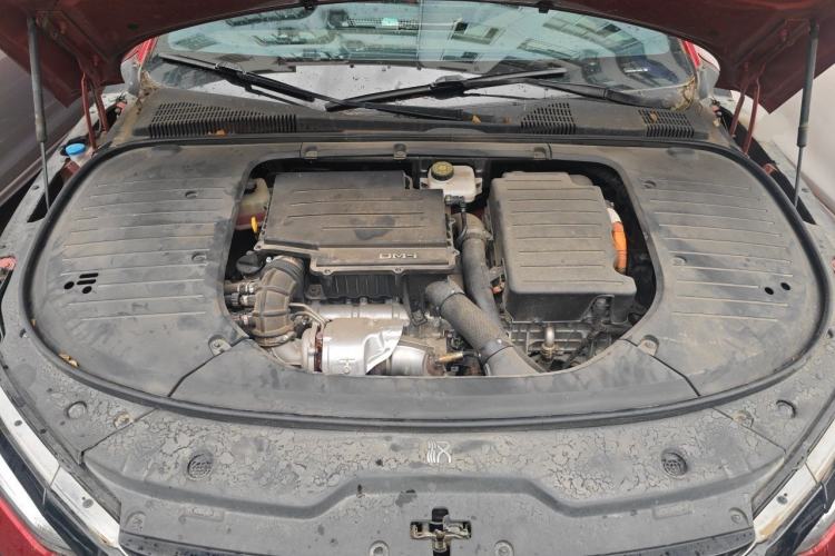 Used BYD Han 2022 DM-i 121KM Luxury Model Engine Bay