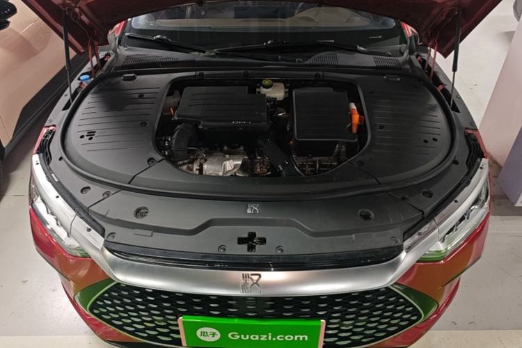 Used BYD Han 2022 DM-i 121KM Luxury Model Engine Bay