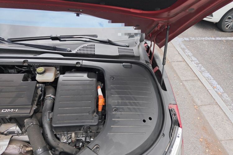 Used BYD Han 2022 DM-i 121KM Prestige Model Engine Bay Left