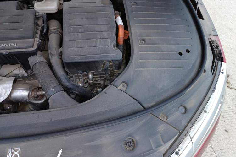 Used BYD Han 2022 DM-i 121KM Luxury Model Engine Bay Left