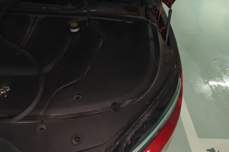 Used BYD Han 2022 EV Genesis Edition 715 km Front-Wheel-Drive Flagship Model Engine Bay Left