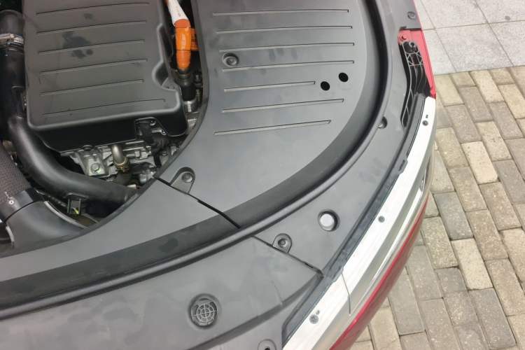 Used BYD Han 2022 DM-i 121KM Luxury Model Engine Bay Left