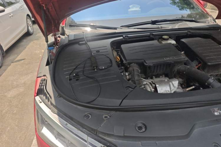 Used BYD Han 2022 DM-i 121KM Luxury Model Engine Bay Right