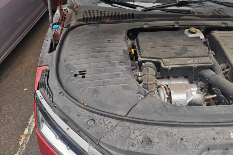 Used BYD Han 2022 DM-i 121KM Luxury Model Engine Bay Right