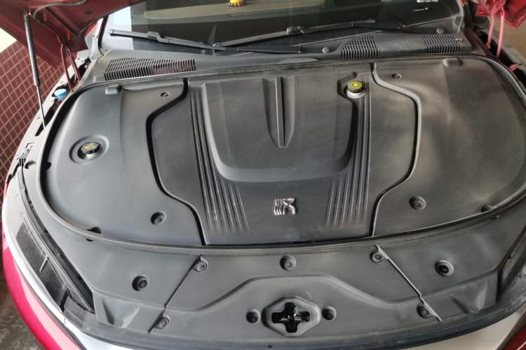 Used BYD Han 2022 EV Genesis Edition 715 km Front-Wheel-Drive Flagship Model Engine Bay Right