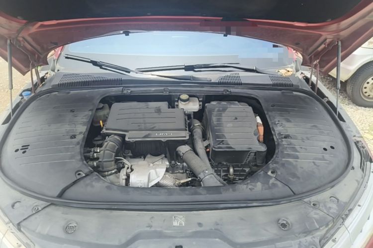 Used BYD Han 2022 DM-i 121KM Luxury Model Engine Bay