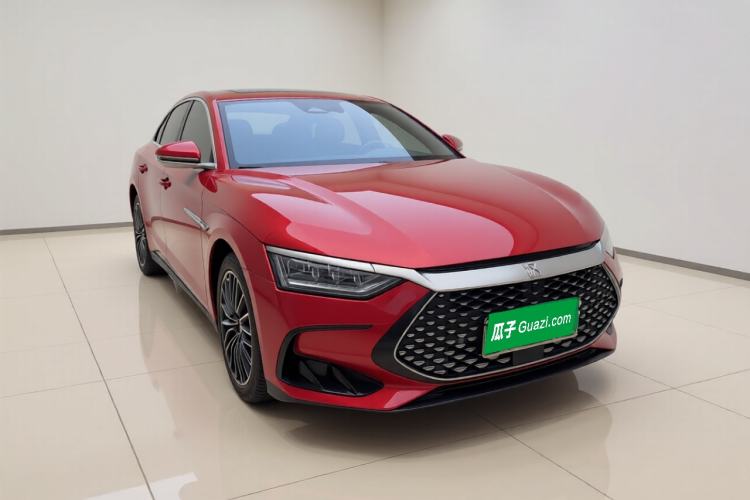 Used BYD Han 2022 DM-i 121KM Luxury Model Front Right 45 Deg