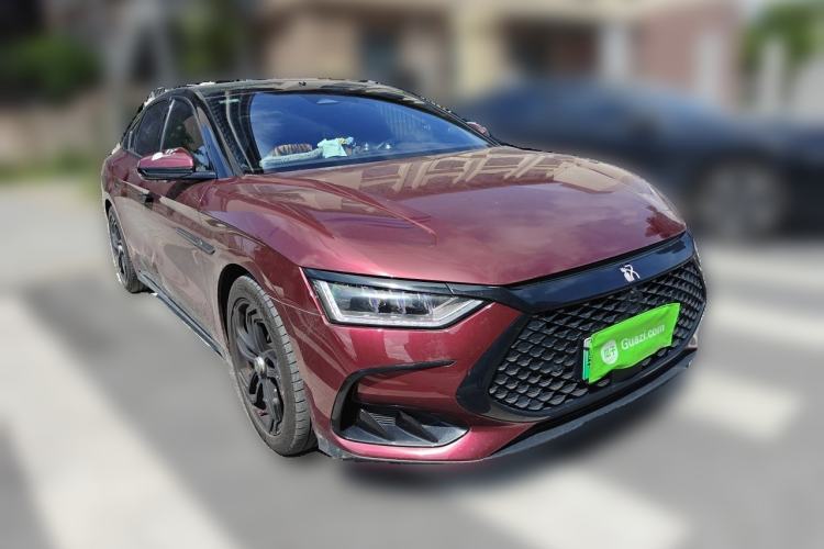 Used BYD Han 2022 DM-i 121KM Luxury Model Front Right 45 Deg