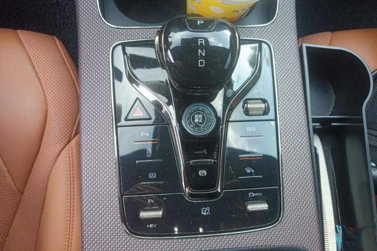 Used BYD Han 2022 DM-i 121KM Luxury Model Gear Lever