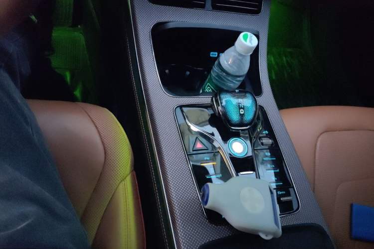 Used BYD Han 2022 DM-i 121KM Luxury Model Gear Lever