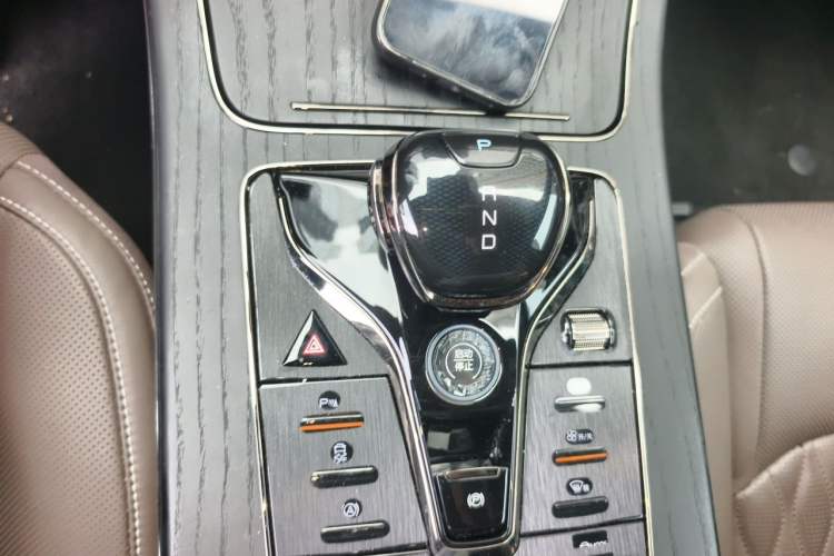 Used BYD Han 2022 DM-i 121KM Luxury Model Gear Lever