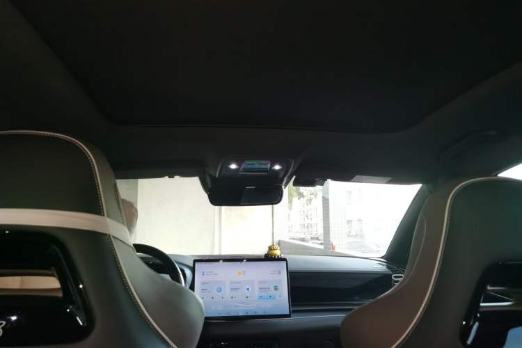 Used BYD Han 2022 EV Genesis Edition 715 km Front-Wheel-Drive Flagship Model Headliner