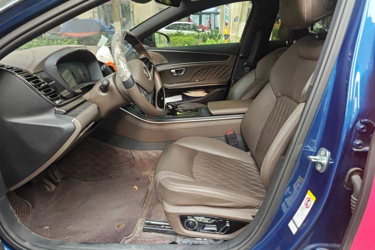Used BYD Han 2022 DM-i 121KM Luxury Model Left Front Seat