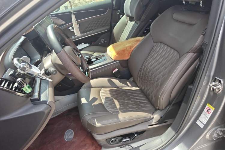 Used BYD Han 2022 DM-i 121KM Luxury Model Left Front Seat
