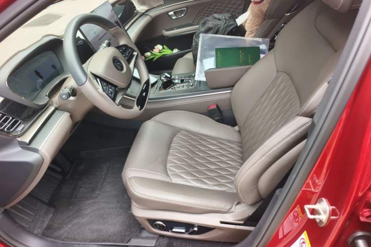 Used BYD Han 2022 DM-i 121KM Luxury Model Left Front Seat