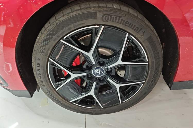 Used BYD Han 2022 EV Genesis Edition 715KM Front-Wheel-Drive Prestige Model Left Front Wheel Hub