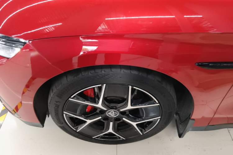 Used BYD Han 2022 EV Genesis Edition 715 km Front-Wheel-Drive Flagship Model Left Front Wheel Hub