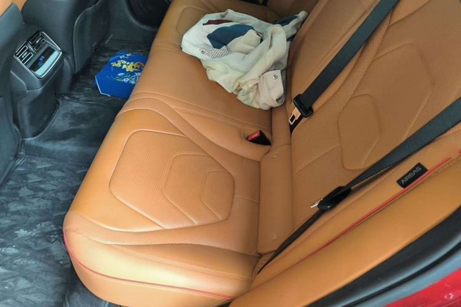 Used BYD Han 2022 DM-i 121KM Luxury Model Left Rear Seat