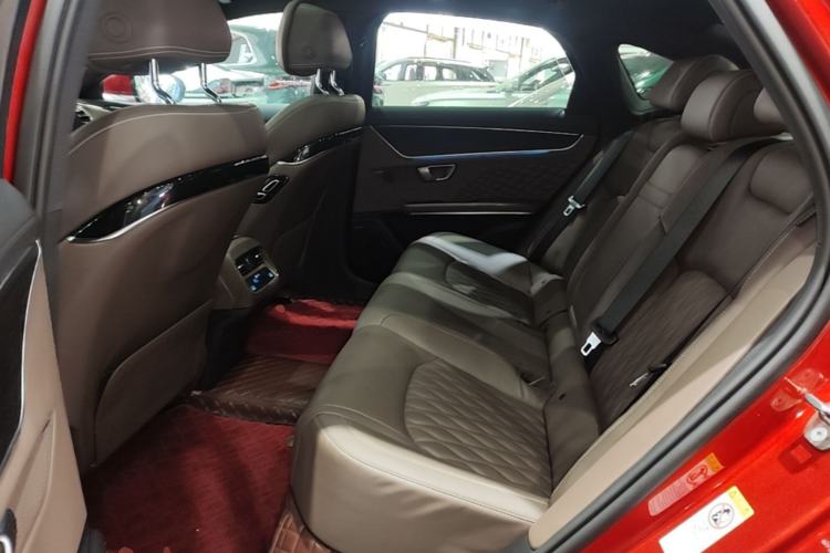 Used BYD Han 2022 EV Genesis Edition 715 km Front-Wheel-Drive Flagship Model Left Rear Seat