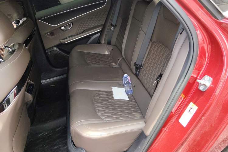 Used BYD Han 2022 DM-i 121KM Luxury Model Left Rear Seat