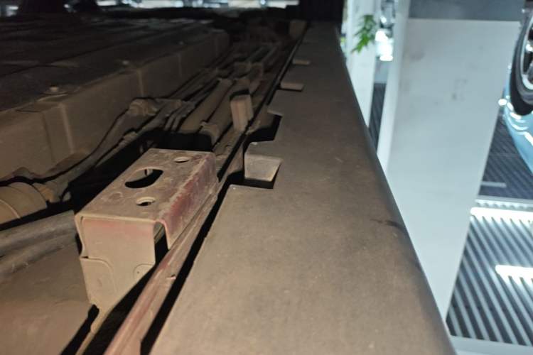Used BYD Han 2022 DM-i 121KM Prestige Model Left Side Sill