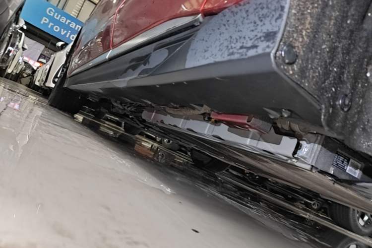 Used BYD Han 2022 DM-i 121KM Luxury Model Left Side Sill