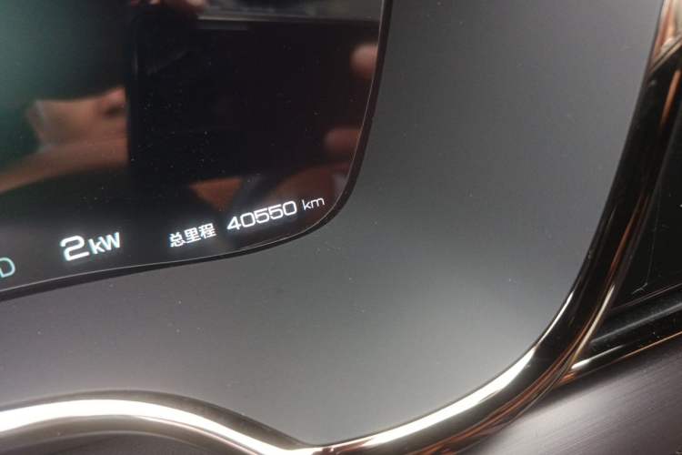 Used BYD Han 2022 DM-i 121KM Luxury Model Odometer Close Up