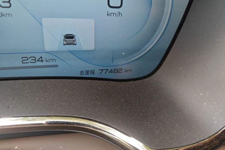 Used BYD Han 2022 DM-i 121KM Luxury Model Odometer Close Up