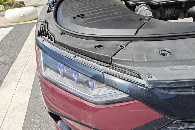 Used BYD Han 2022 DM-i 121KM Luxury Model Right Front Headlight