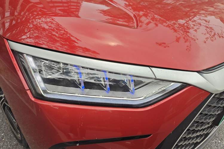 Used BYD Han 2022 DM-i 121KM Prestige Model Right Front Headlight