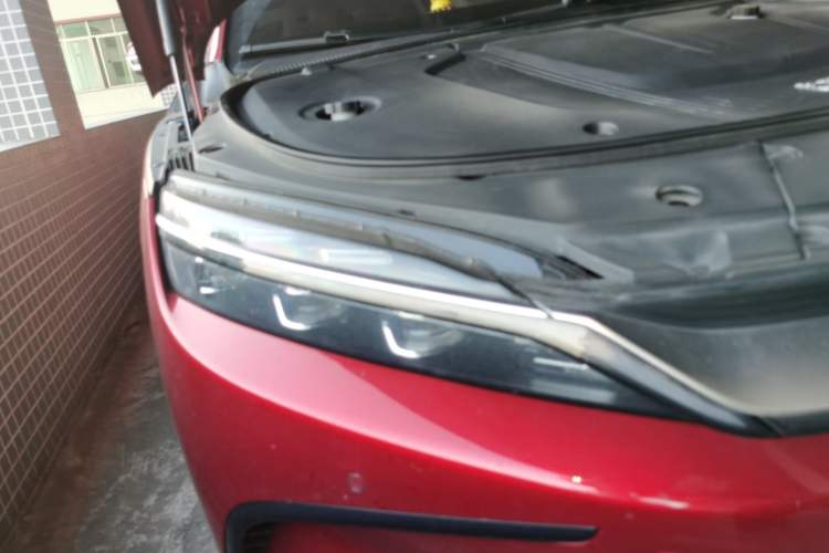 Used BYD Han 2022 EV Genesis Edition 715 km Front-Wheel-Drive Flagship Model Right Front Headlight