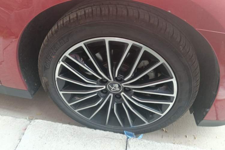 Used BYD Han 2022 DM-i 121KM Luxury Model Right Front Wheel Hub