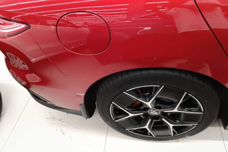 Used BYD Han 2022 EV Genesis Edition 715 km Front-Wheel-Drive Flagship Model Right Rear Wheel Hub
