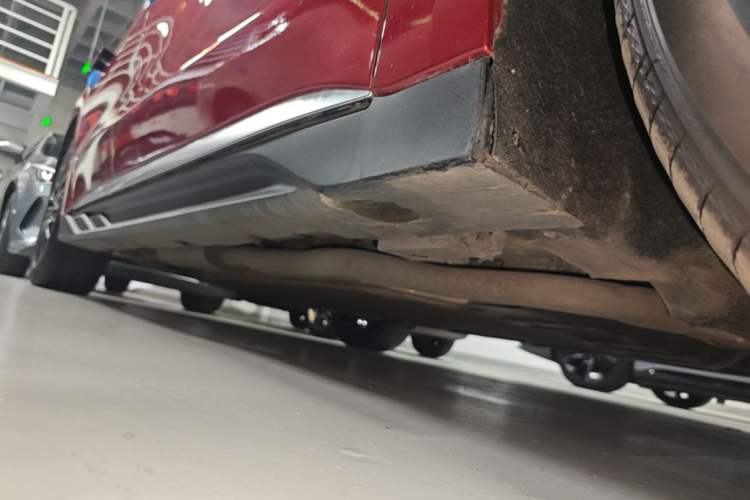 Used BYD Han 2022 DM-i 121KM Luxury Model Right Side Sill
