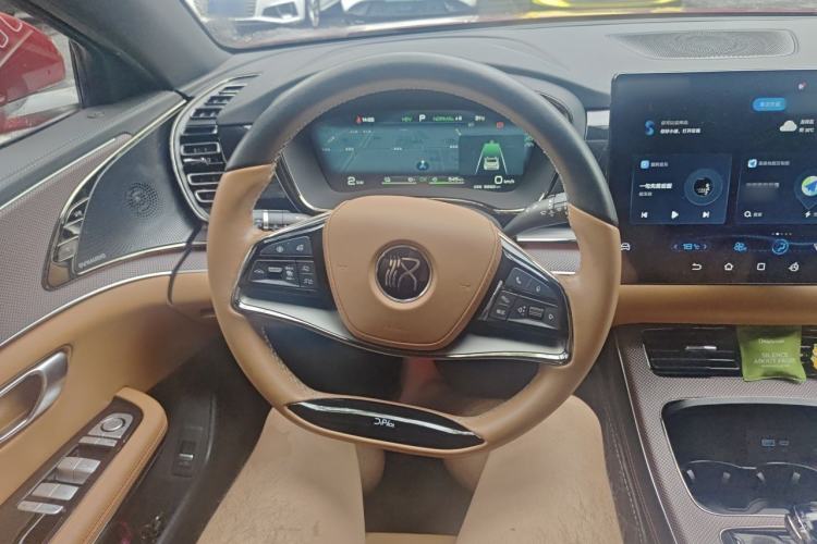 Used BYD Han 2022 DM-i 121KM Luxury Model Steering Wheel