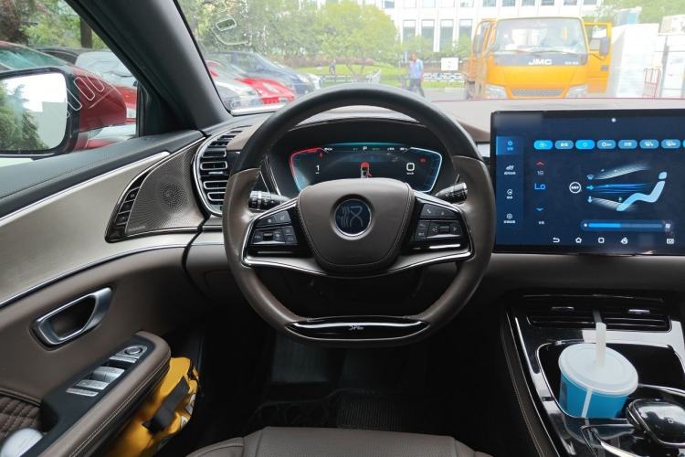 Used BYD Han 2022 DM-i 121KM Prestige Model Steering Wheel
