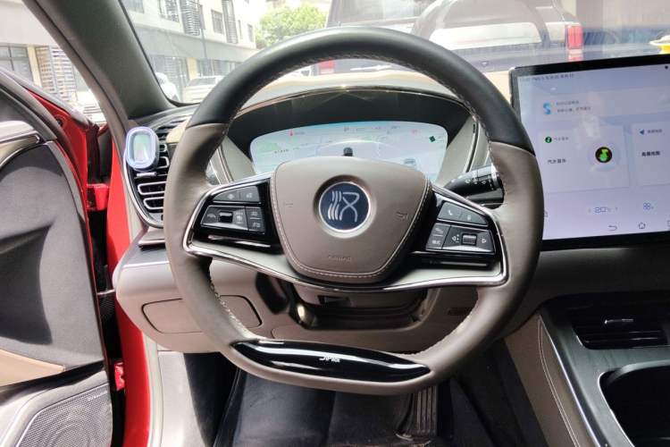 Used BYD Han 2022 DM-i 121KM Luxury Model Steering Wheel