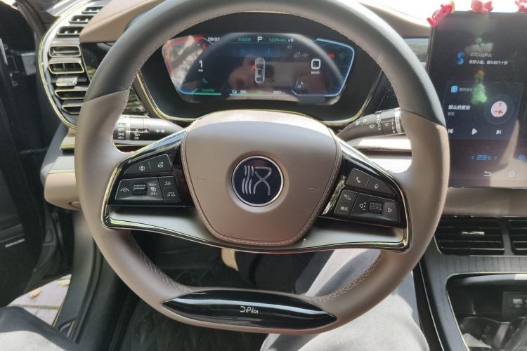 Used BYD Han 2022 EV Genesis Edition 715 km Front-Wheel-Drive Flagship Model Steering Wheel