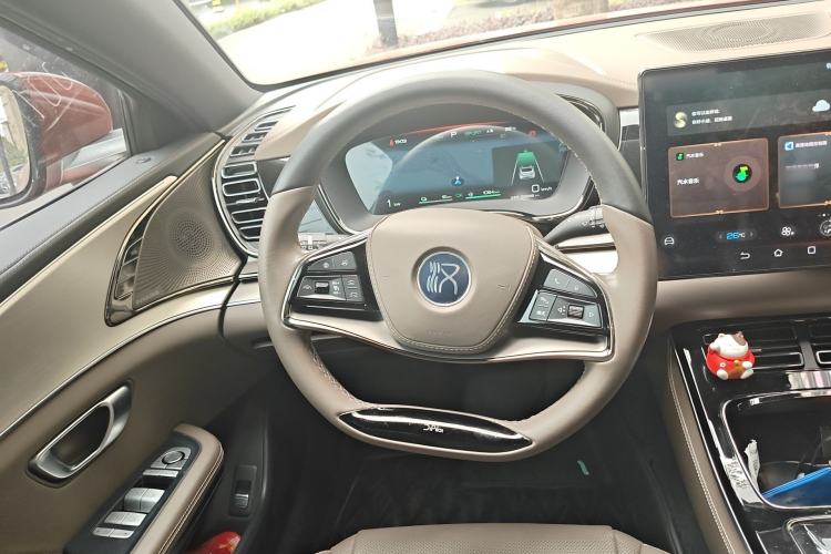 Used BYD Han 2022 DM-i 121KM Prestige Model Steering Wheel