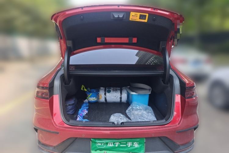 Used BYD Han 2022 DM-i 121KM Luxury Model Trunk