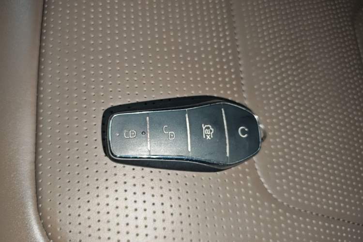 Used BYD Han 2022 DM-i 121KM Luxury Model Vehicle Key