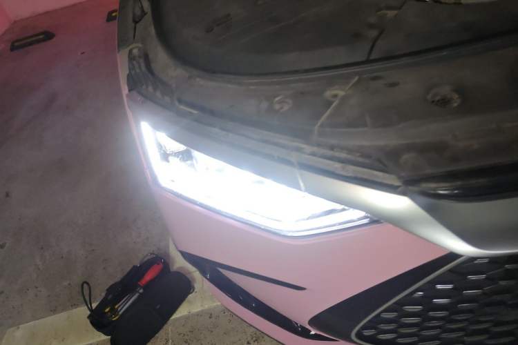 Used BYD Han 2022 DM-i 121KM Prestige Model Right Front Headlight