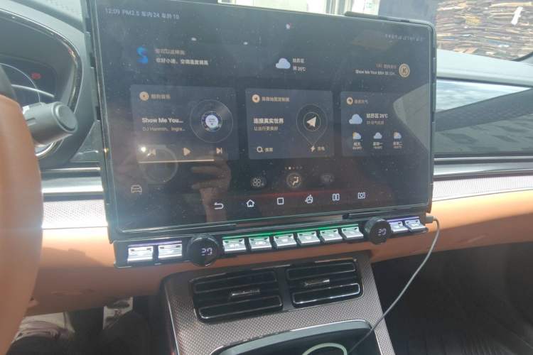 Used BYD Han 2022 DM-p 202km Four-Wheel Drive Flagship Model Audio And AC Panel
