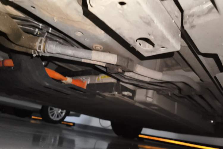 Used BYD Han 2022 DM-i 121KM Prestige Model Chassis Front Left
