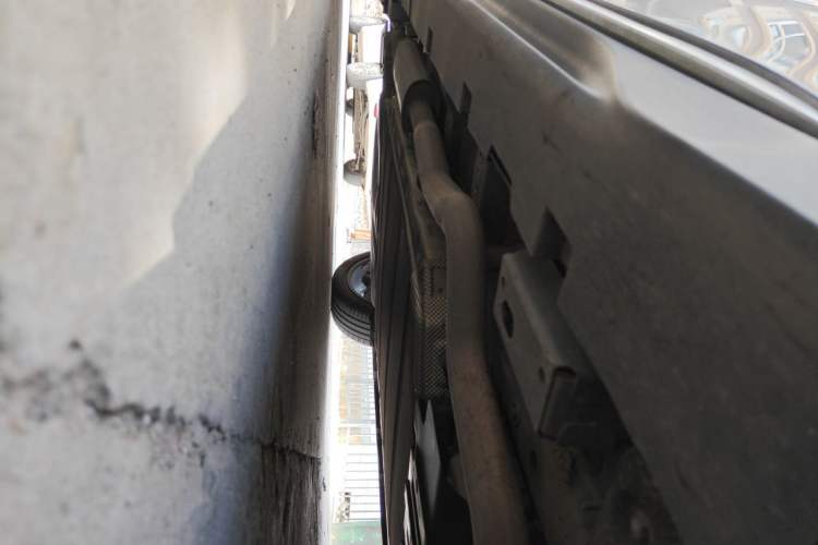 Used BYD Han 2022 DM-i 121KM Prestige Model Chassis Front Right