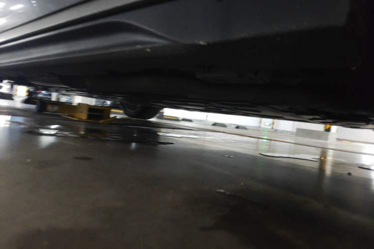 Used BYD Han 2022 DM-p 202km Four-Wheel Drive Flagship Model Chassis Front Right