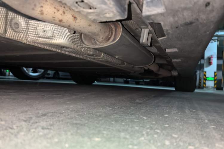 Used BYD Han 2022 DM-i 121KM Prestige Model Chassis Rear Right